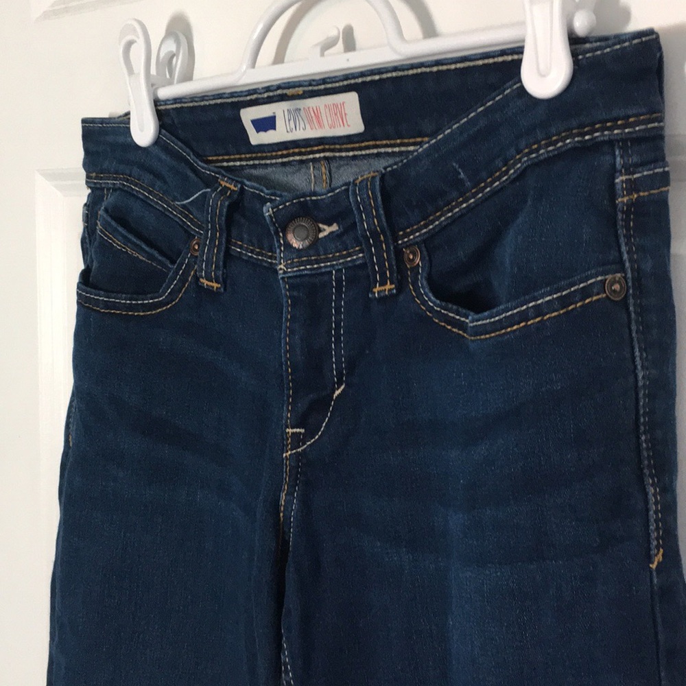 Levi’s Dark-Wash Skinny Jeans